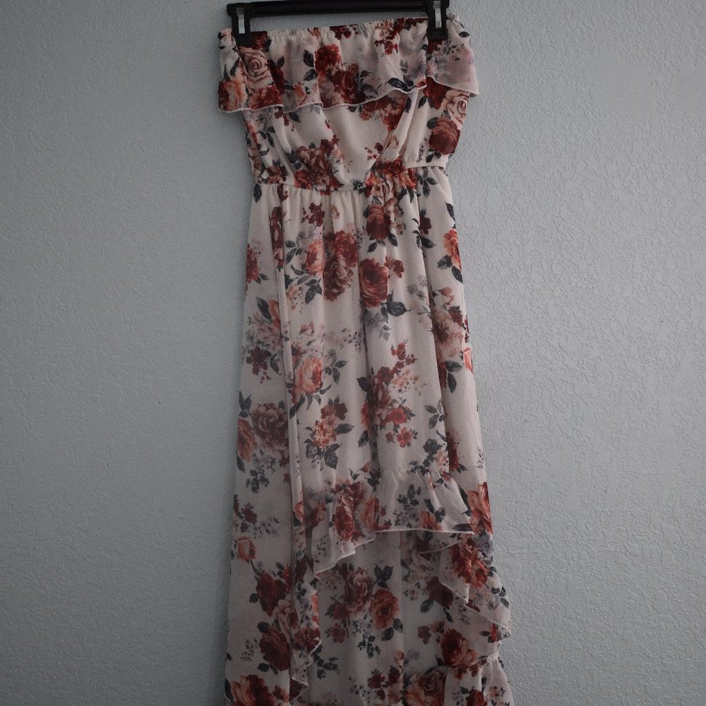 sleeveless dress